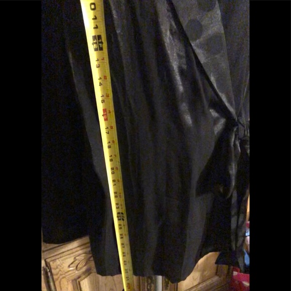 NWT VS KIMONO JACKET - Picture 9 of 9